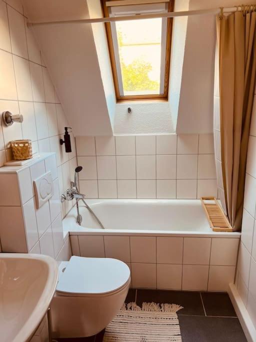 אסן Gemutliche & Komplett Ausgestattete Residenz מראה חיצוני תמונה